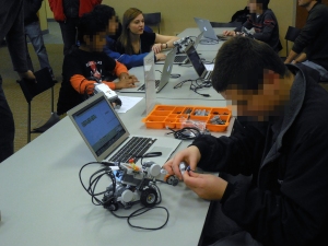 Lego Mindstorms Robotics station